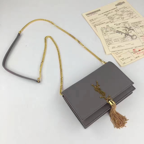 バッグ