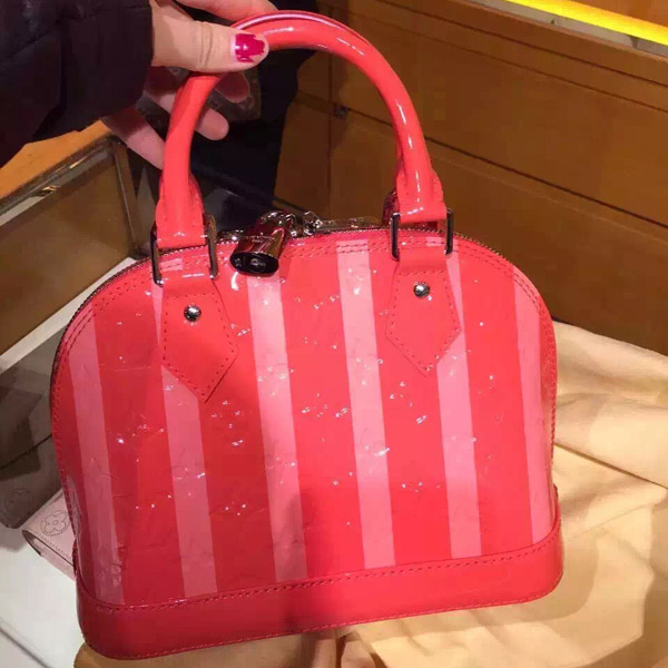 バッグ